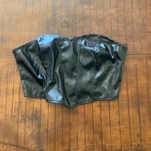 Curvy faux leather cropped corset